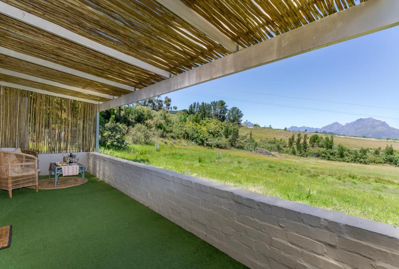 Wildlife Retreat On A Wine-Farm Villa Stellenbosch Buitenkant foto