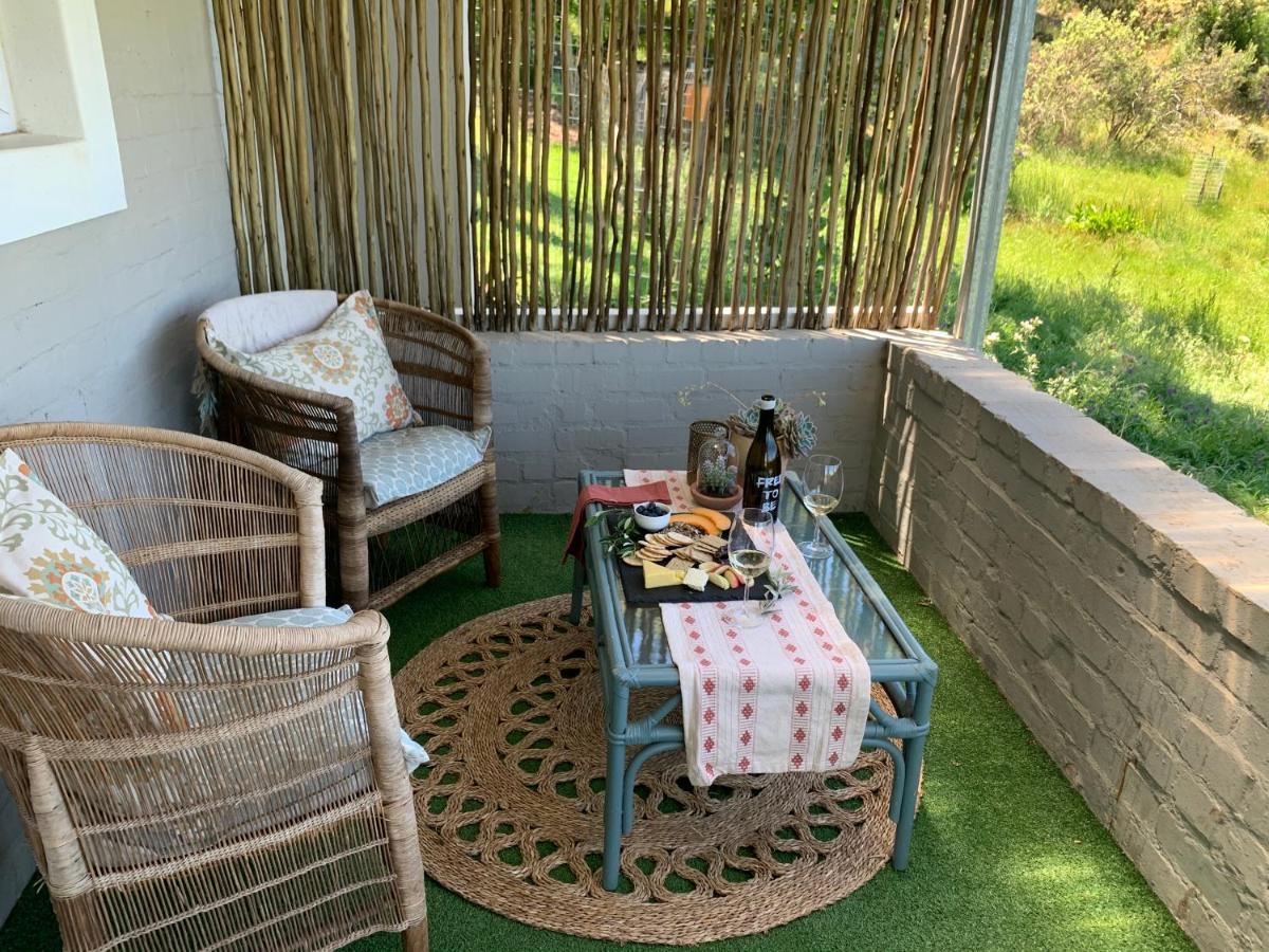 Wildlife Retreat On A Wine-Farm Villa Stellenbosch Buitenkant foto